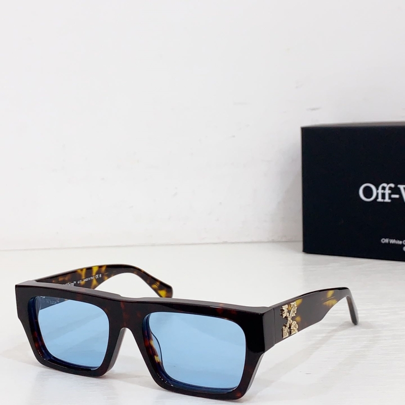 OFF WHITE